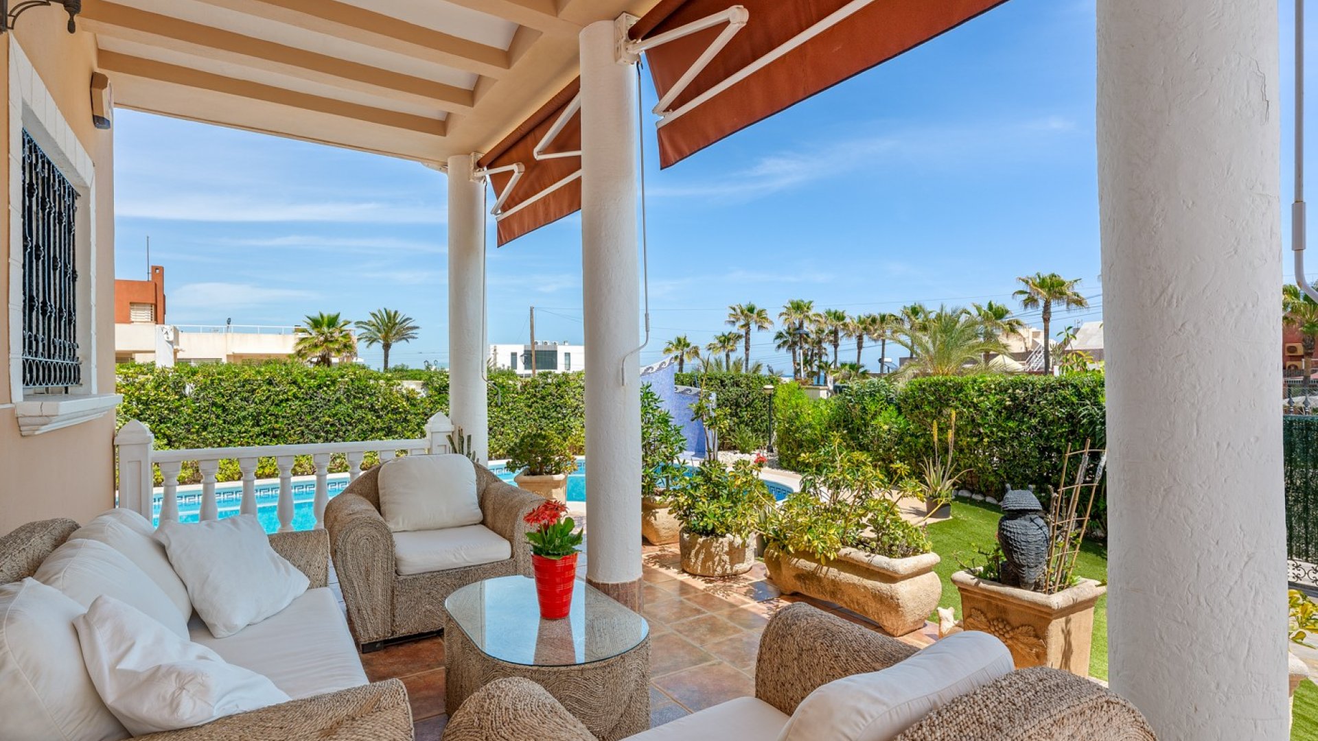 Resale - Villa -
Torrevieja - La Mata