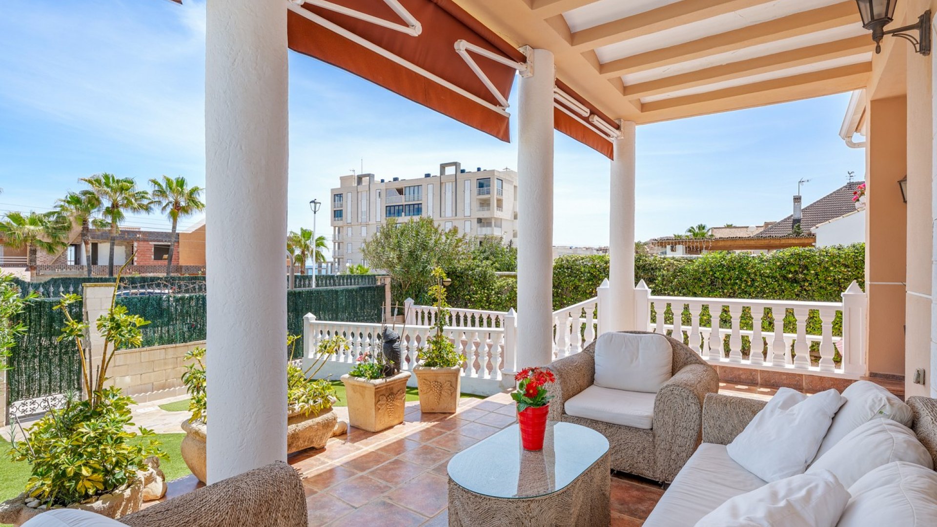 Resale - Villa -
Torrevieja - La Mata