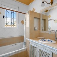 Resale - Villa -
Torrevieja - La Mata