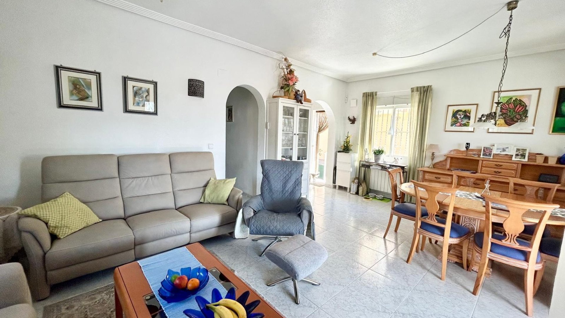 Resale - Villa -
Torrevieja - La Siesta