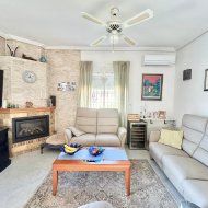 Resale - Villa -
Torrevieja - La Siesta