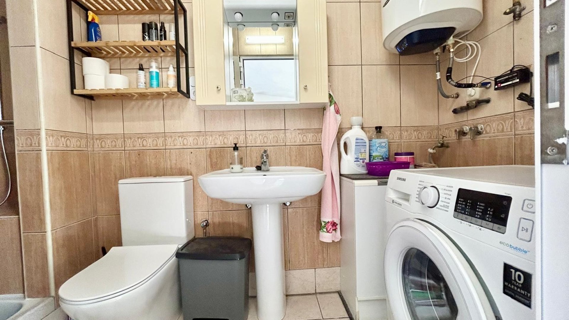 Resale - Villa -
Torrevieja - La Siesta