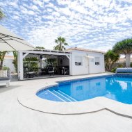 Resale - Villa -
Torrevieja - La Siesta