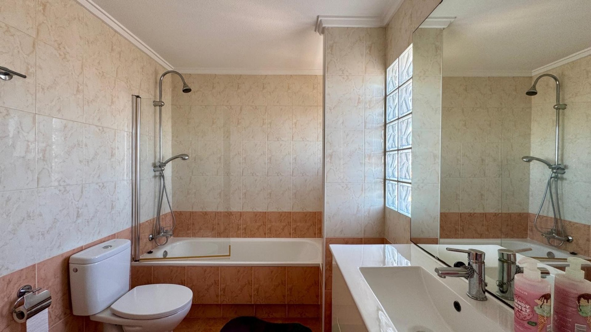 Resale - Villa -
Torrevieja - Los Altos*