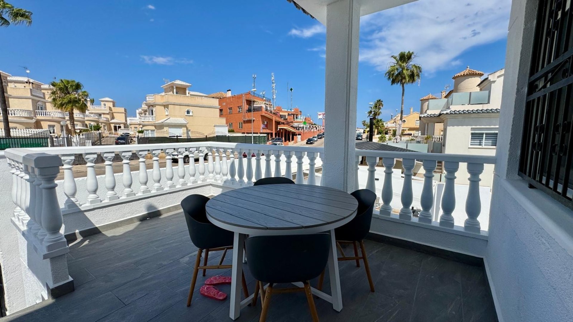 Resale - Villa -
Torrevieja - Los Altos*