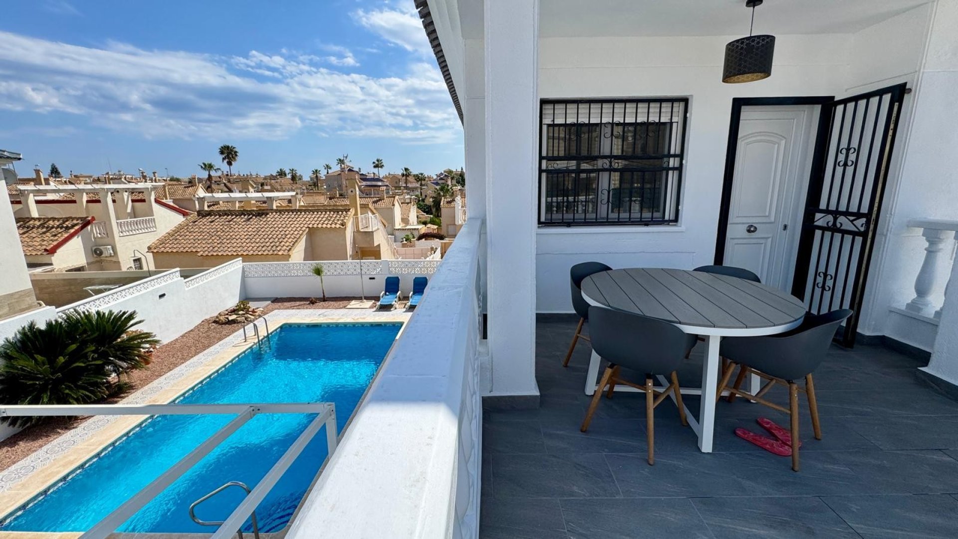 Resale - Villa -
Torrevieja - Los Altos*