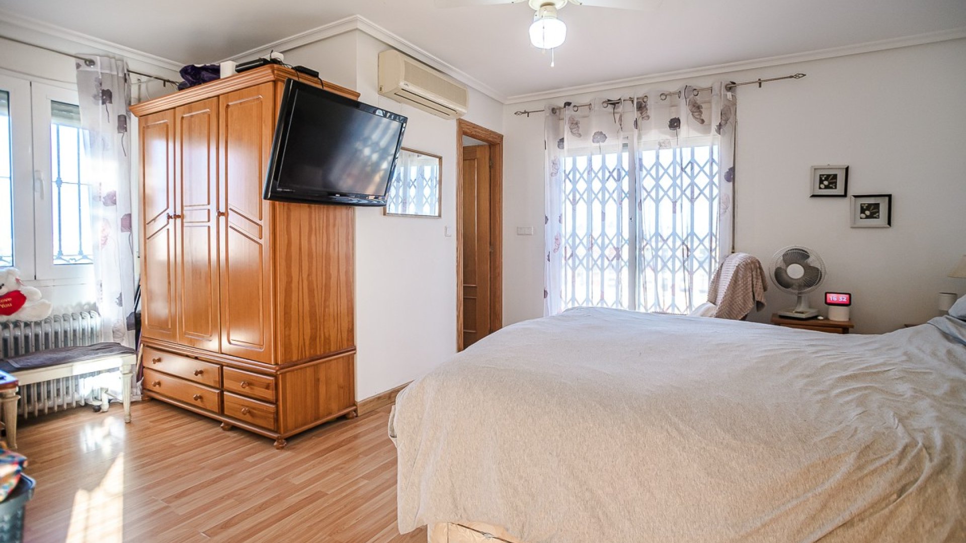 Resale - Villa -
Torrevieja - LOS BALCONES - LOS ALTOS