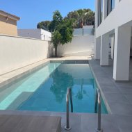 Resale - Villa -
Torrevieja - Los Balcones