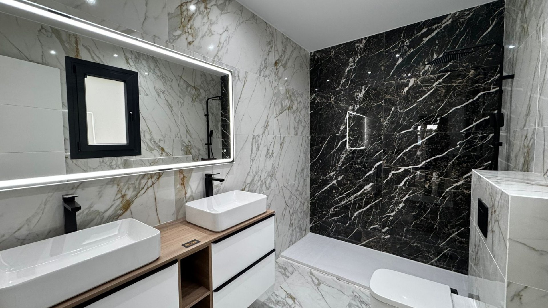 Resale - Villa -
Torrevieja - Los Balcones