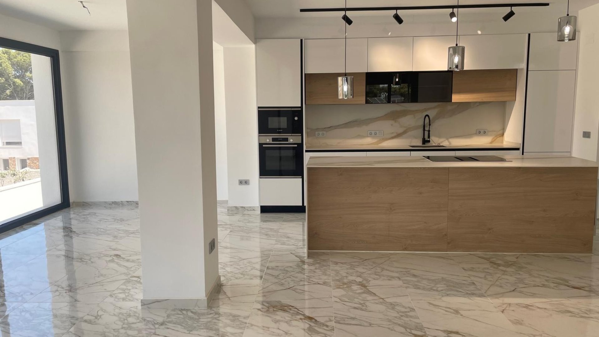 Resale - Villa -
Torrevieja - Los Balcones