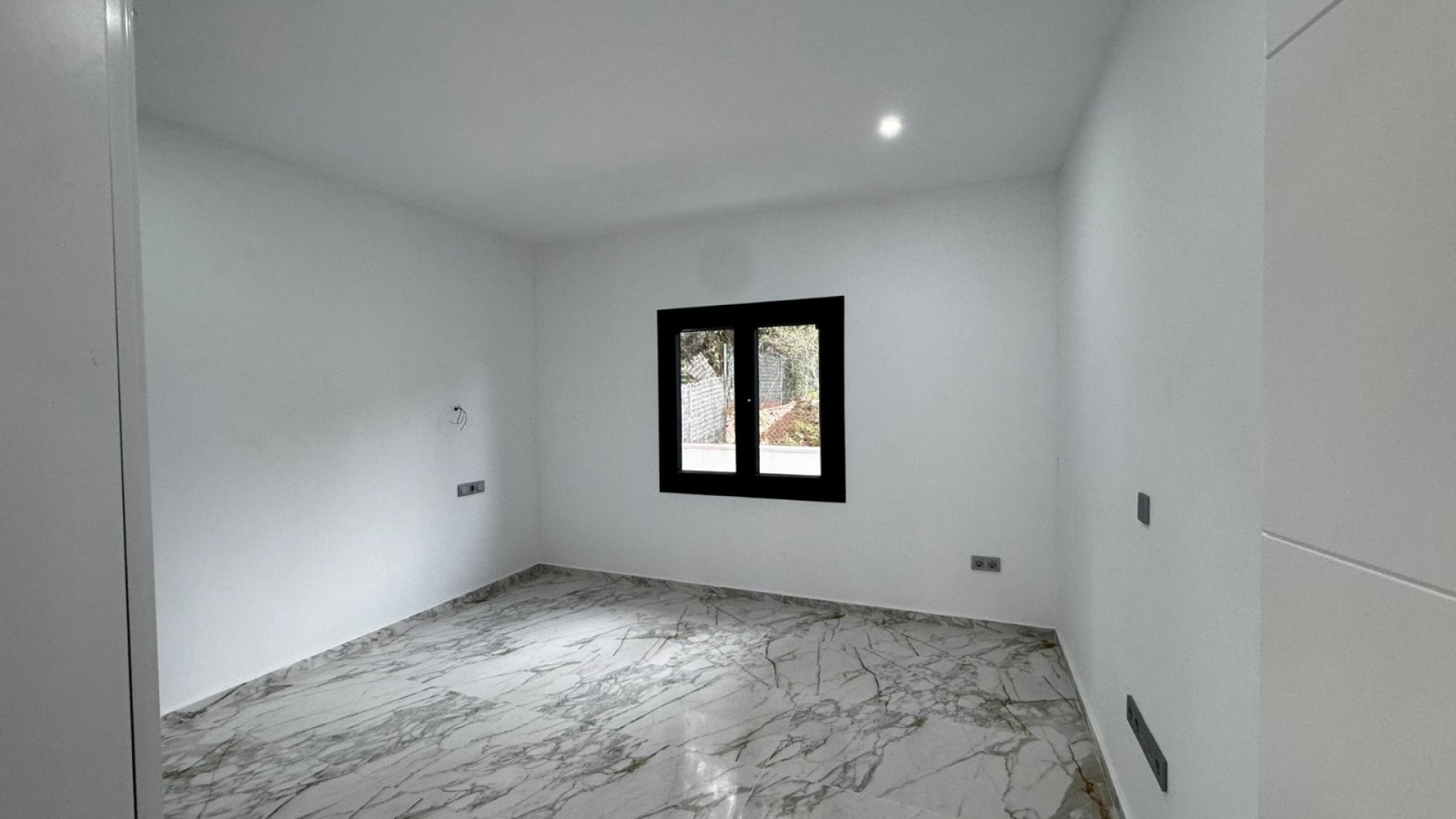 Resale - Villa -
Torrevieja - Los Balcones