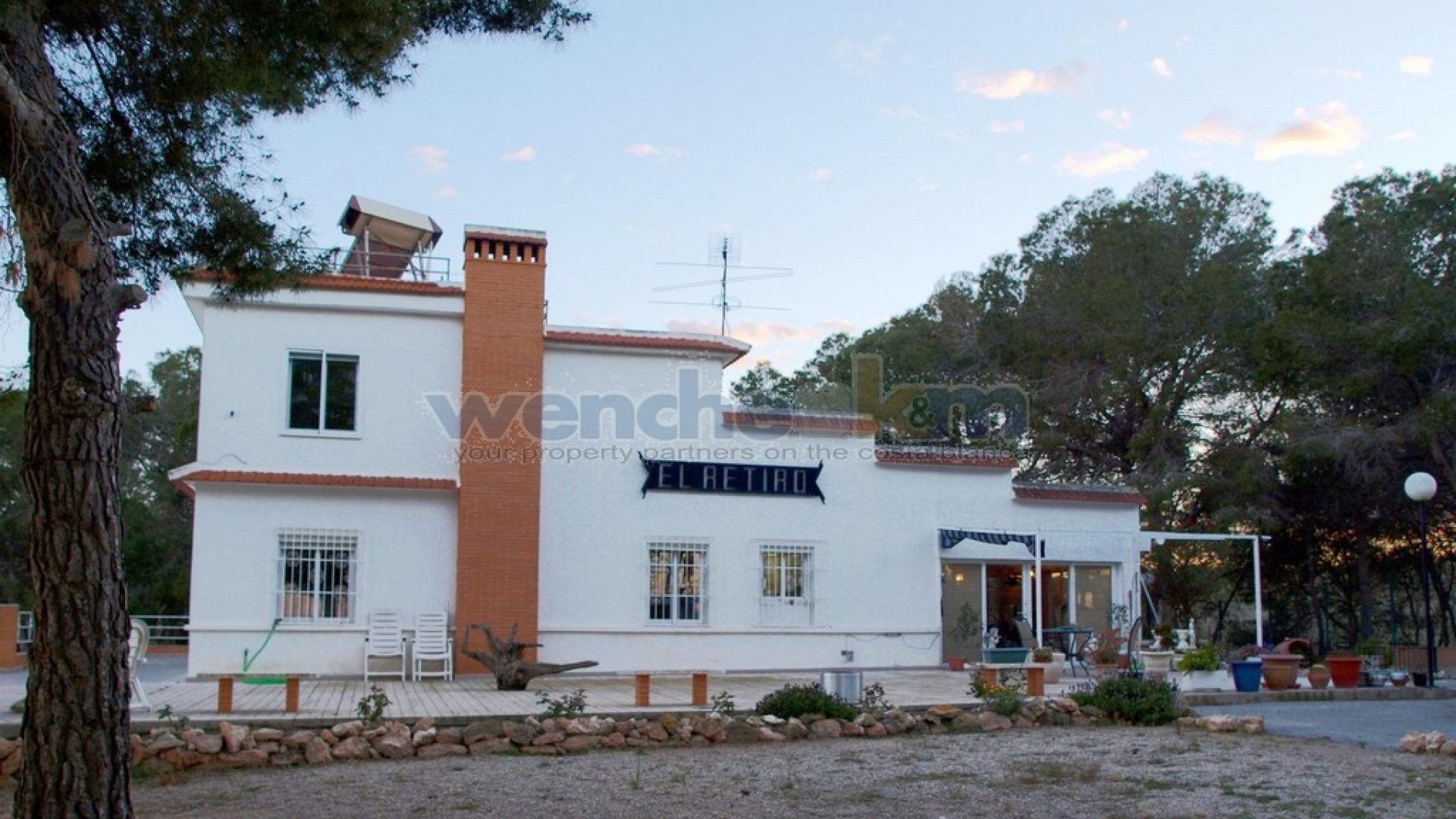 Resale - Villa -
Torrevieja - Los Balcones