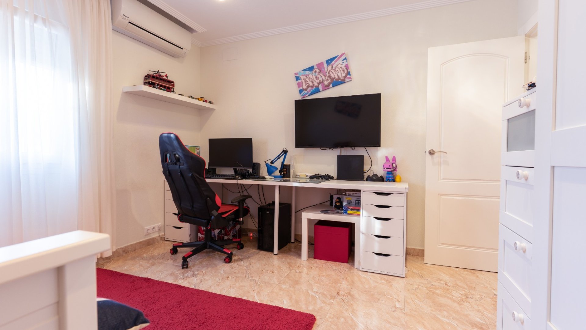 Resale - Villa -
Torrevieja - Los Balcones