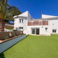Resale - Villa -
Torrevieja - Los Balcones