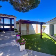 Resale - Villa -
Torrevieja - Los Balcones