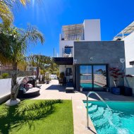 Resale - Villa -
Torrevieja - Los Balcones