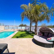 Resale - Villa -
Torrevieja - Los Balcones