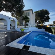 Resale - Villa -
Torrevieja - Los Balcones