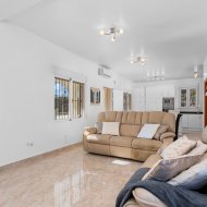 Resale - Villa -
Torrevieja - Los Balcones