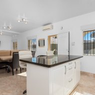 Resale - Villa -
Torrevieja - Los Balcones