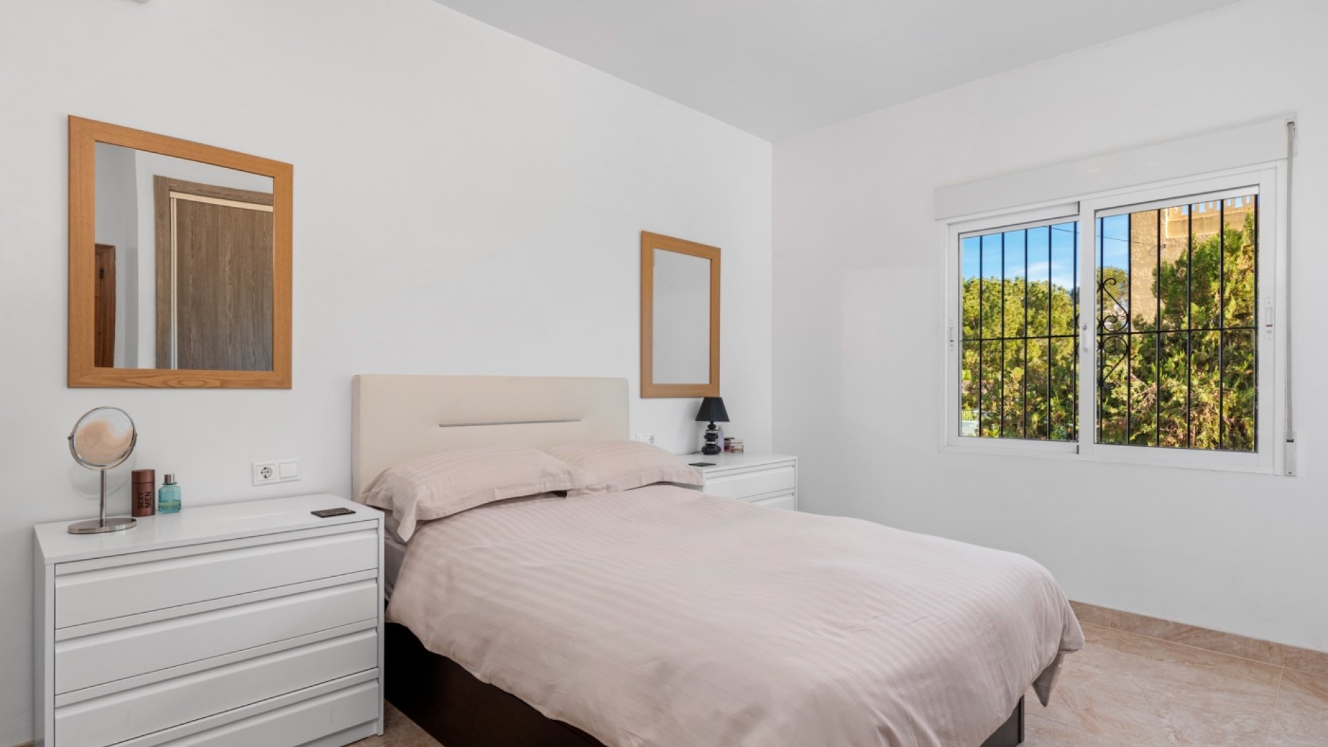 Resale - Villa -
Torrevieja - Los Balcones
