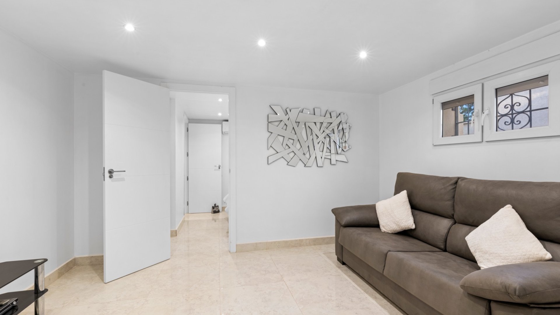 Resale - Villa -
Torrevieja - Los Balcones