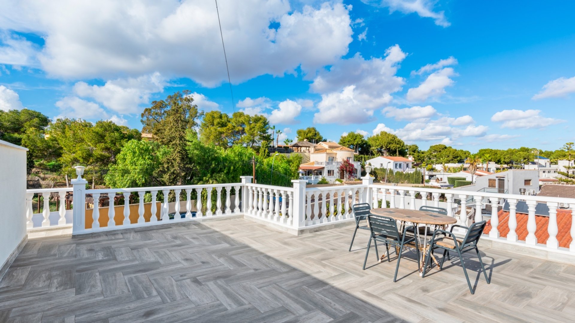 Resale - Villa -
Torrevieja - Los Balcones