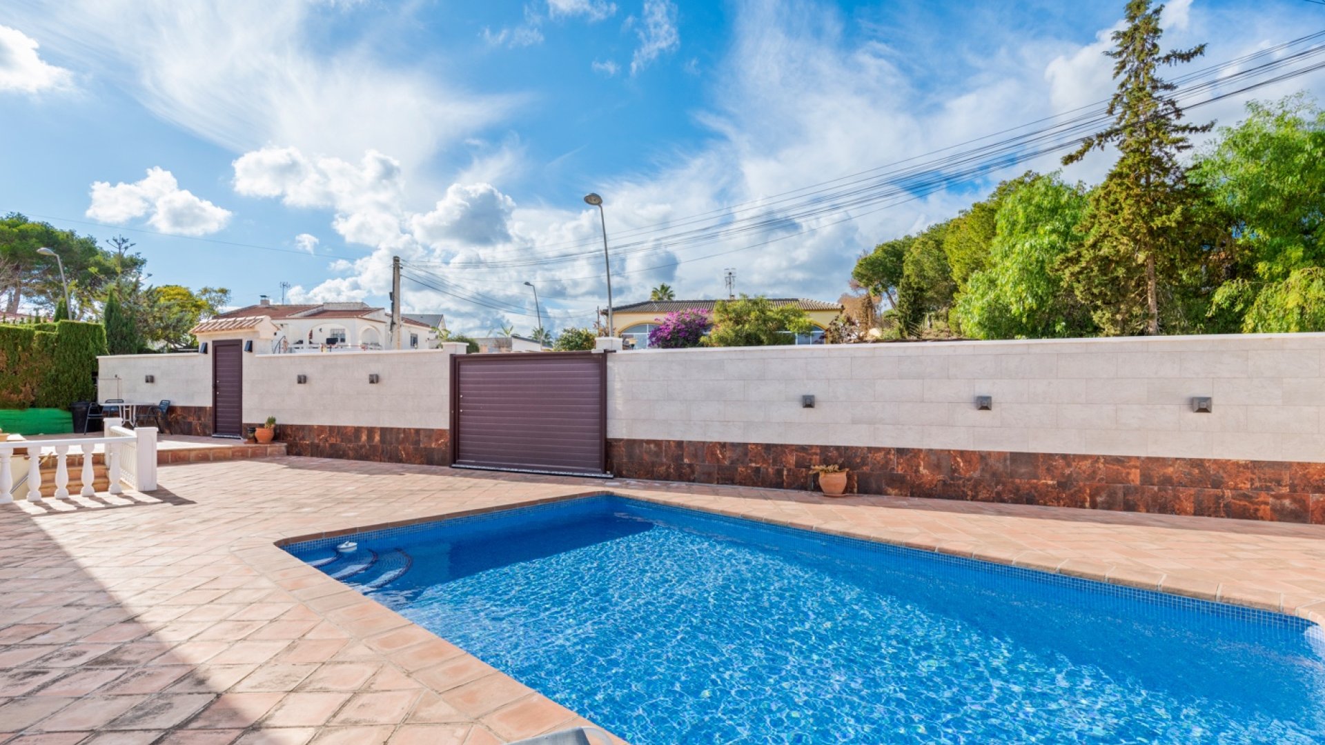 Resale - Villa -
Torrevieja - Los Balcones