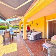 Resale - Villa -
Torrevieja - Los Balcones