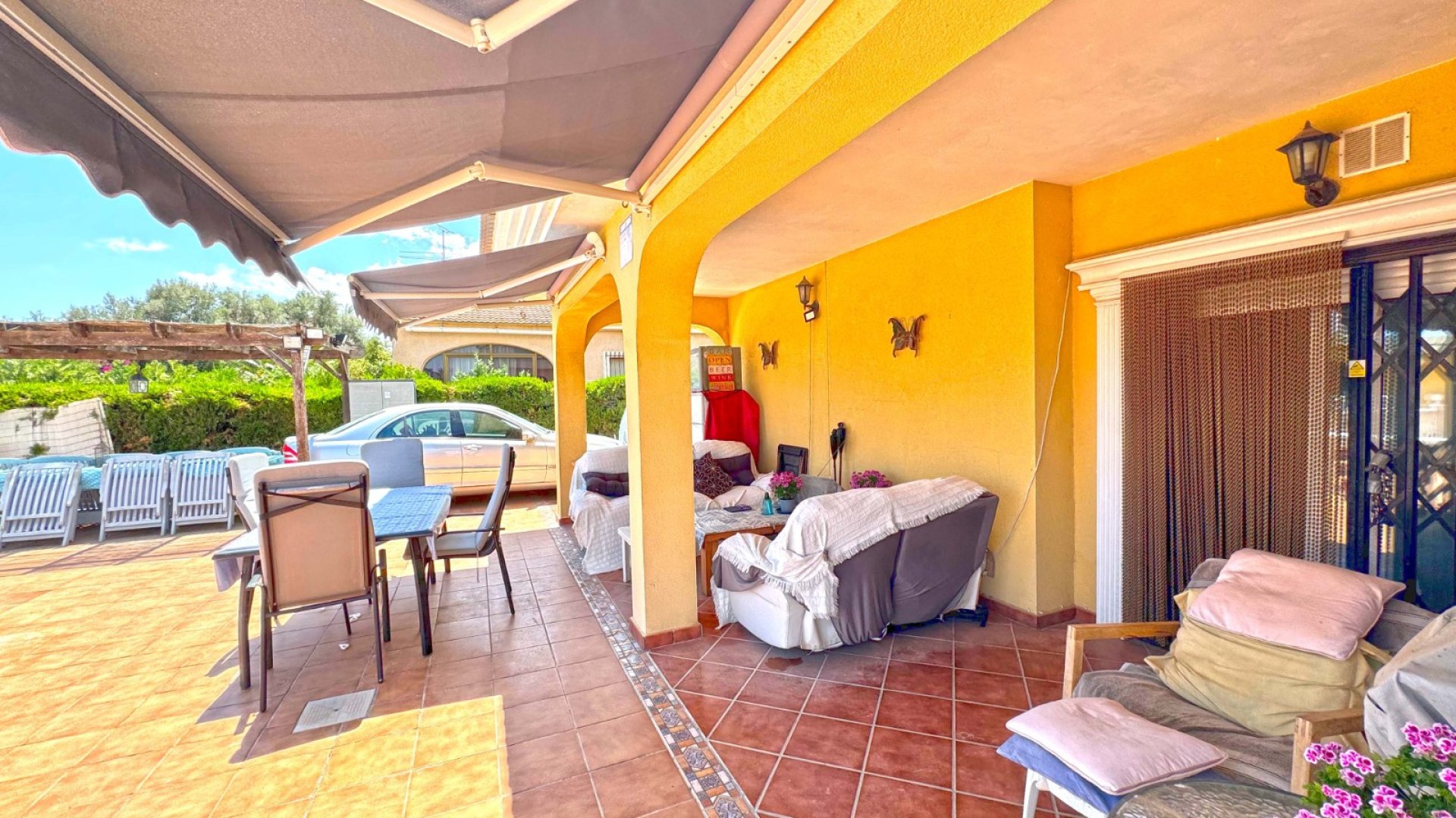 Resale - Villa -
Torrevieja - Los Balcones