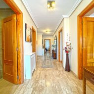 Resale - Villa -
Torrevieja - Los Balcones