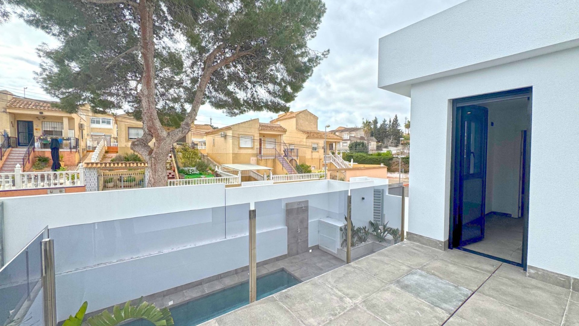 Resale - Villa -
Torrevieja - Los Balcones