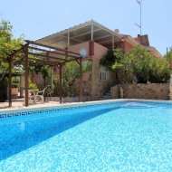 Resale - Villa -
Torrevieja - Los Balcones