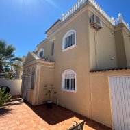 Resale - Villa -
Torrevieja - Nueva Torrevieja