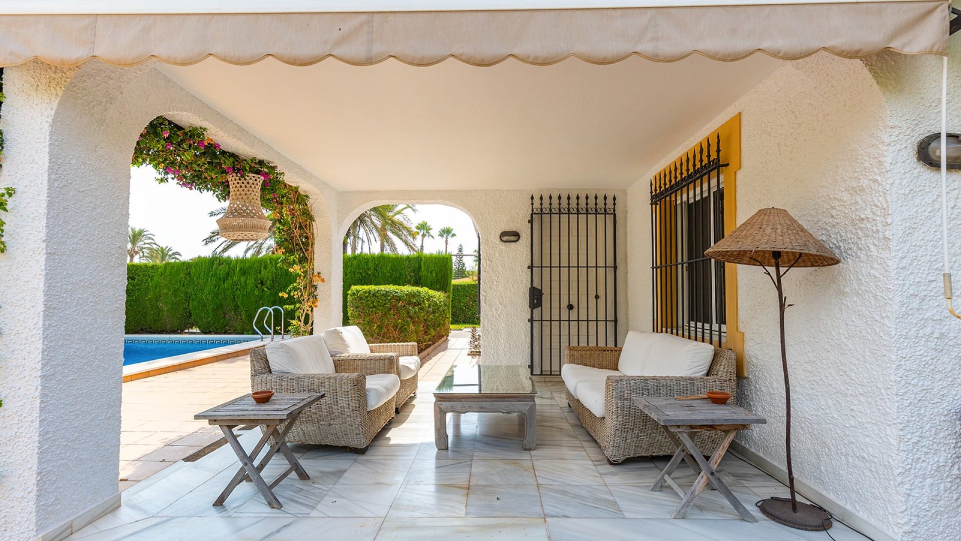 Resale - Villa -
Torrevieja - Playa Los Locos