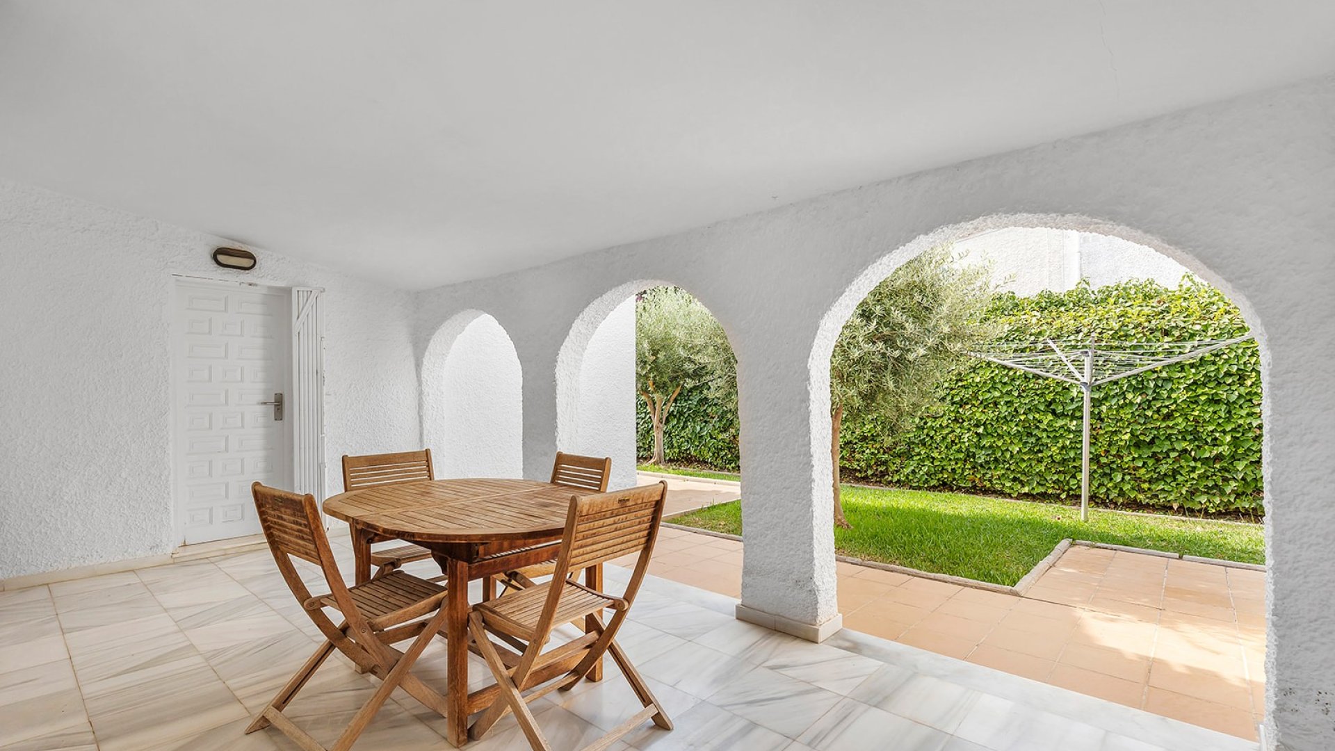 Resale - Villa -
Torrevieja - Playa Los Locos