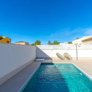 Resale - Villa -
Torrevieja - San Luis