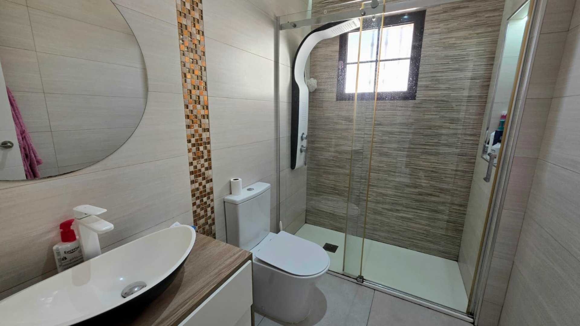 Resale - Villa -
Torrevieja - Sector 25