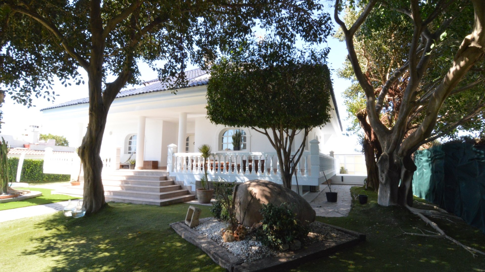 Resale - Villa -
Torrevieja - Torreta Florida