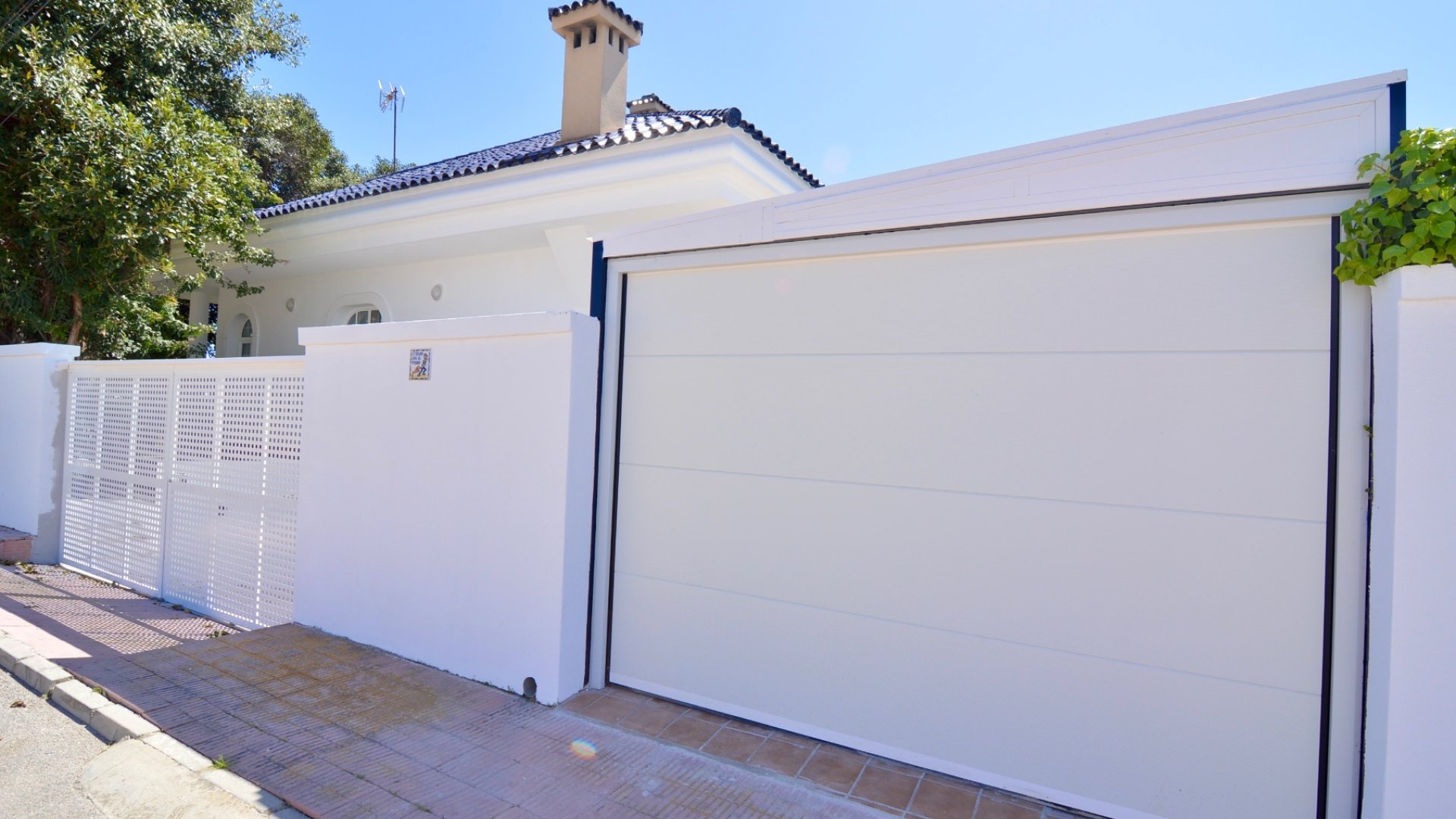 Resale - Villa -
Torrevieja - Torreta Florida