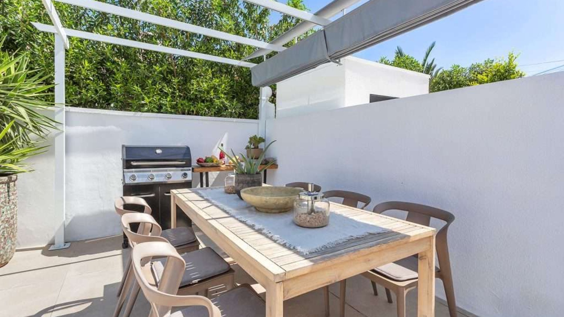Resale - Villa -
Torrevieja - Torreta Florida