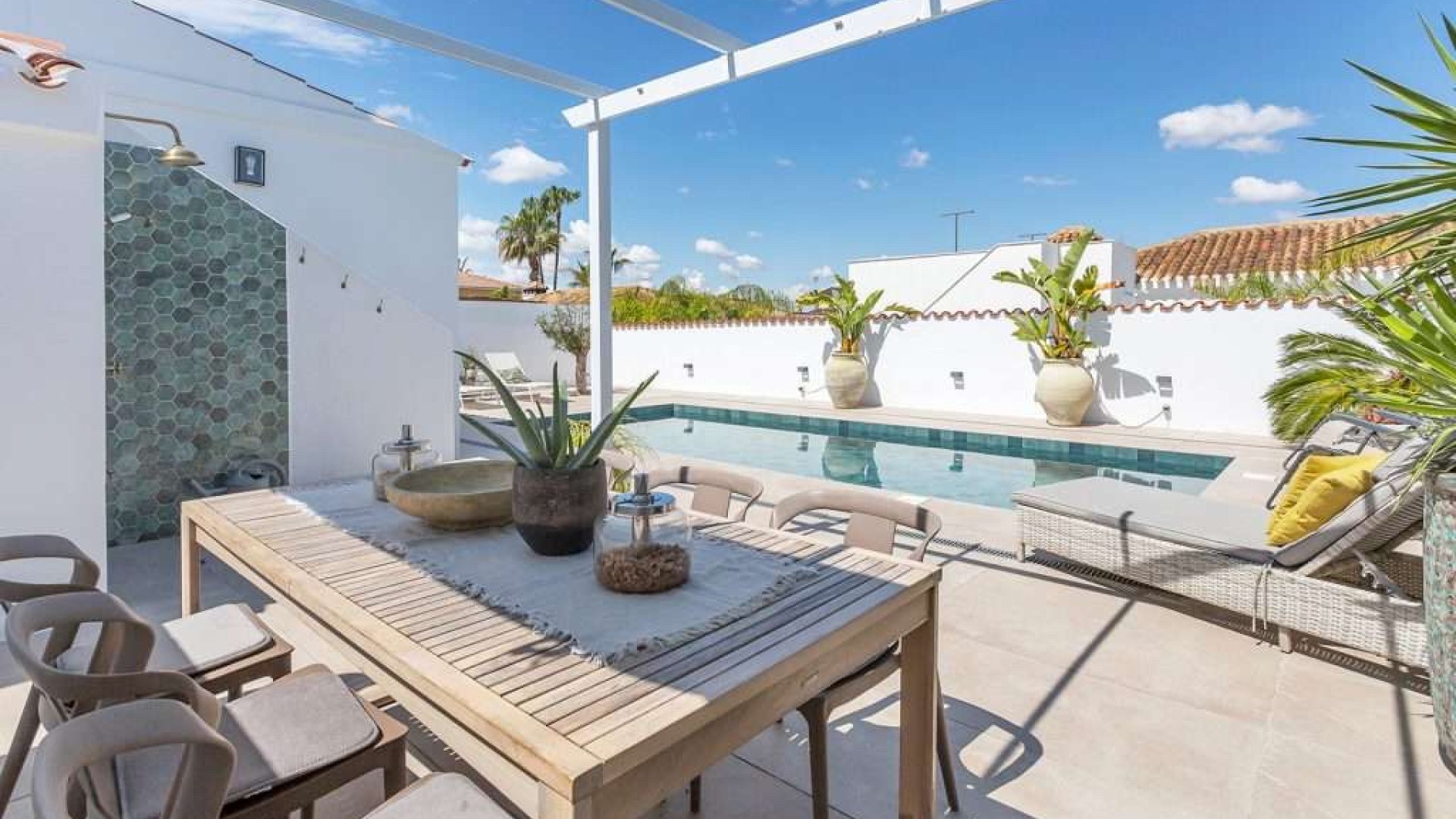 Resale - Villa -
Torrevieja - Torreta Florida