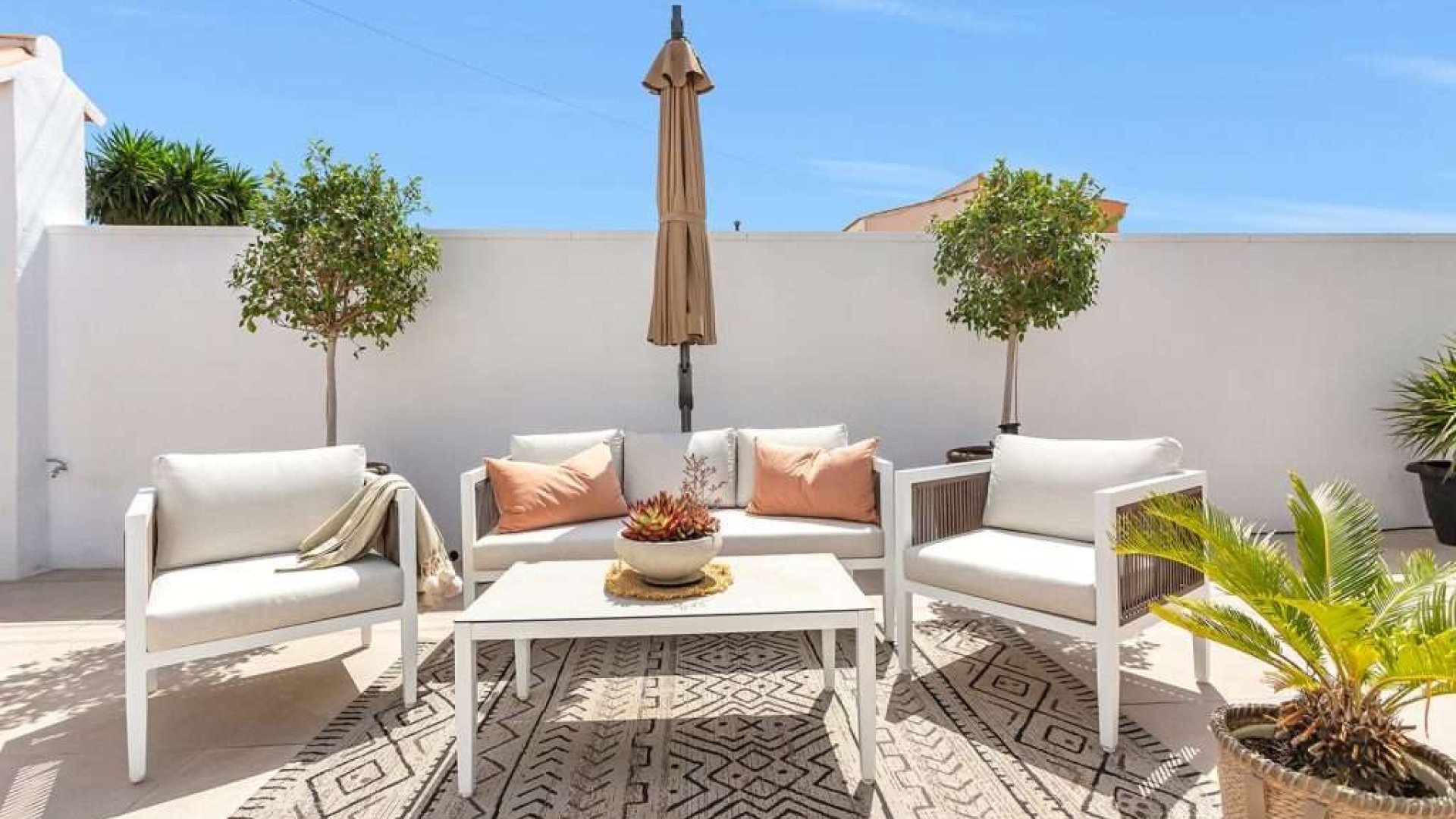 Resale - Villa -
Torrevieja - Torreta Florida