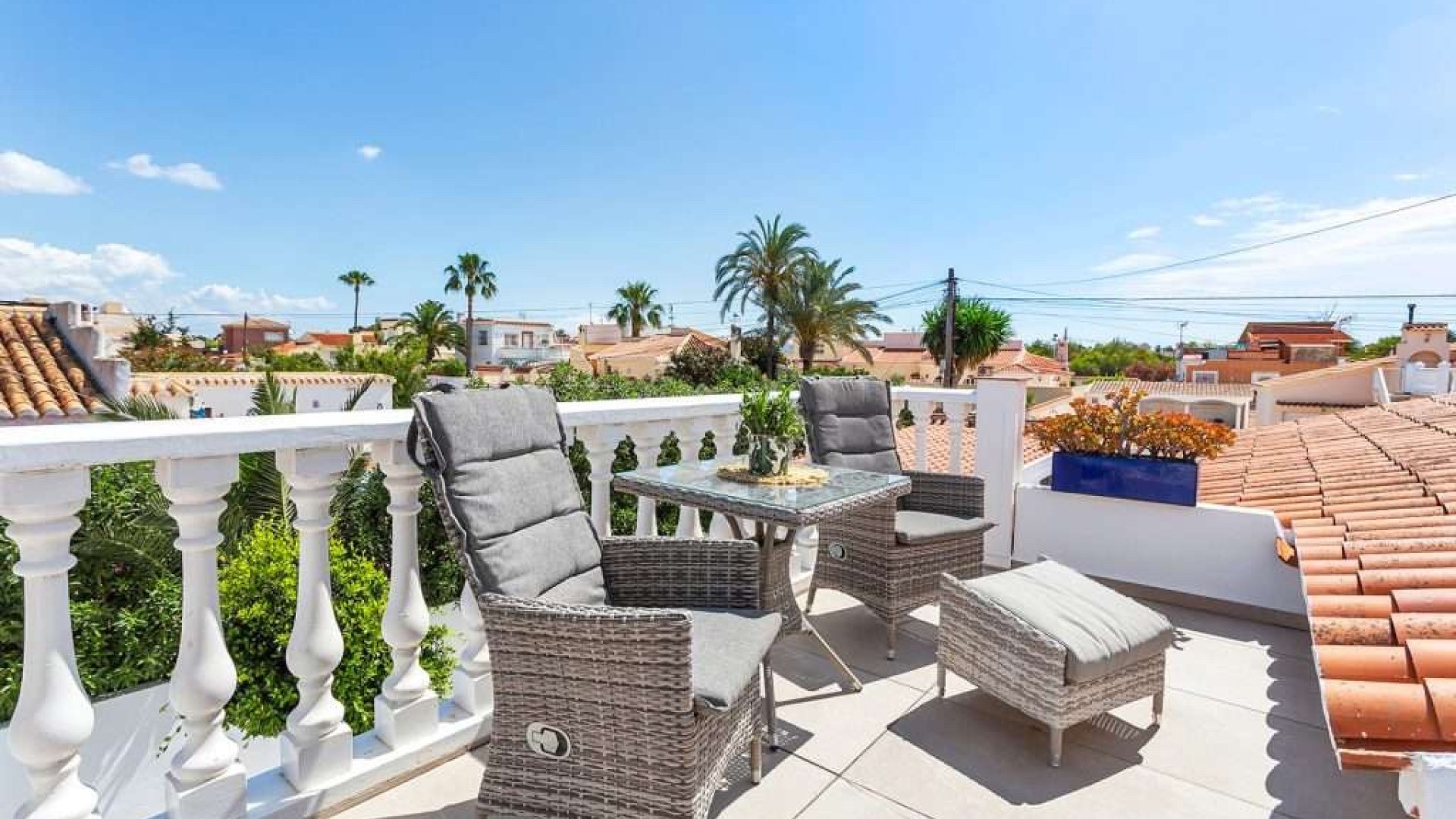 Resale - Villa -
Torrevieja - Torreta Florida
