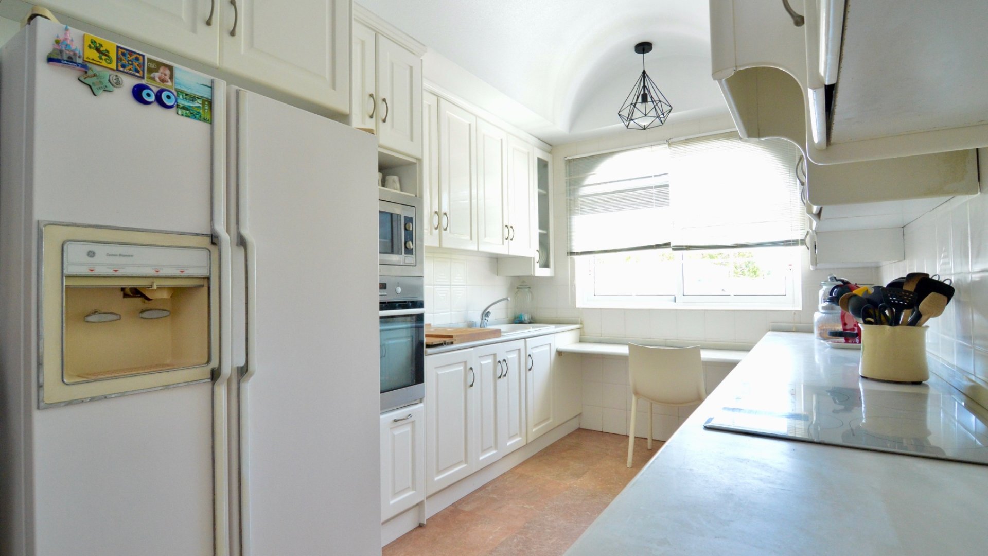 Resale - Villa -
Torrevieja - Torreta