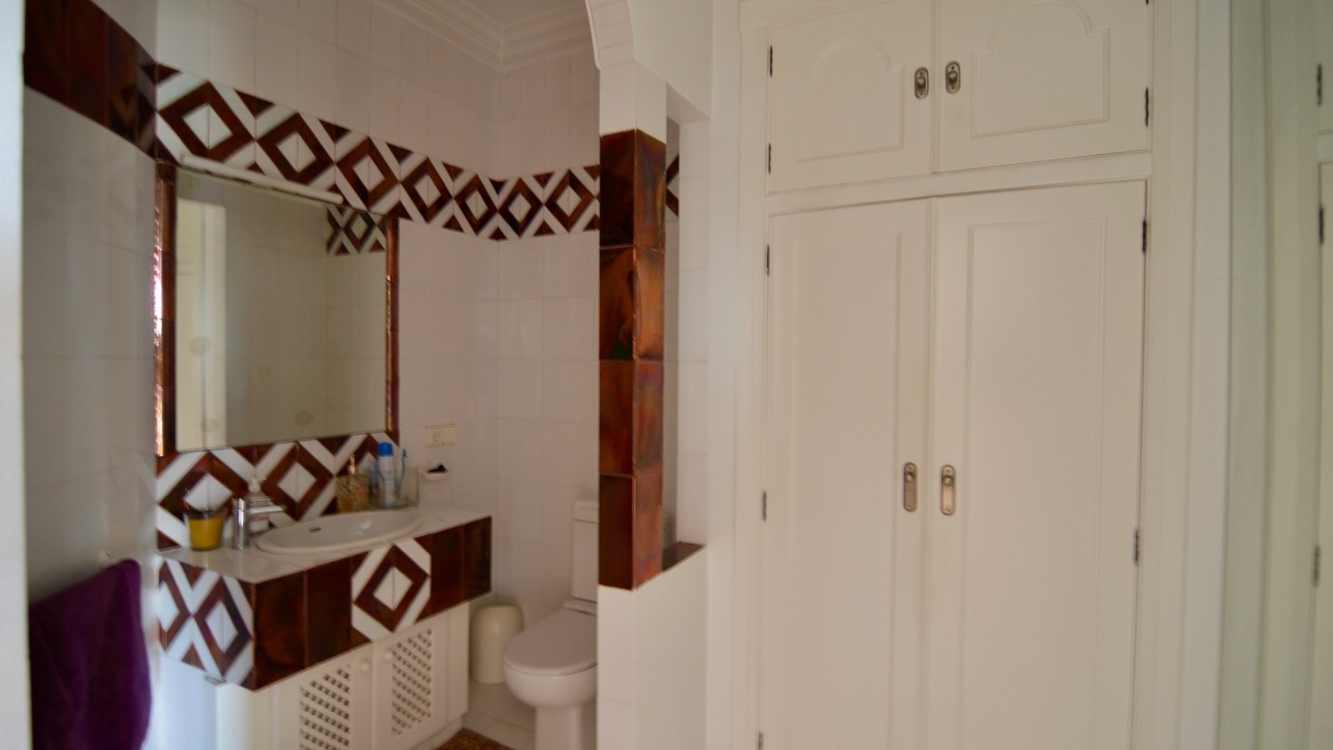 Resale - Villa -
Torrevieja - Torreta