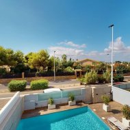 Resale - Villa -
Torrevieja