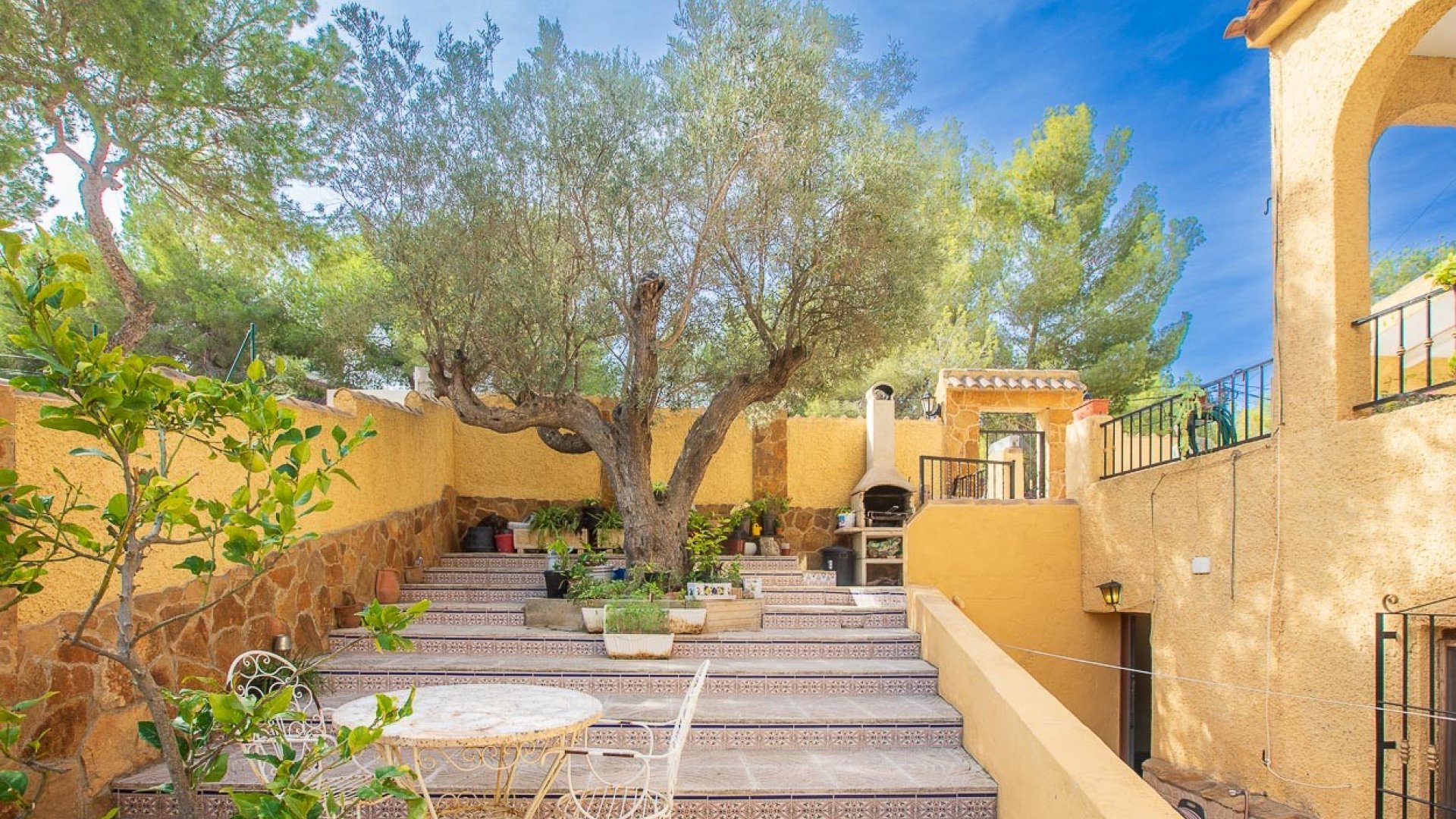 Resale - Villa -
Villamartín - Las Filipinas