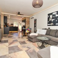 Resale - Villa -
Villamartín - Las Violetas