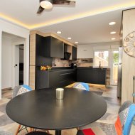 Resale - Villa -
Villamartín - Las Violetas